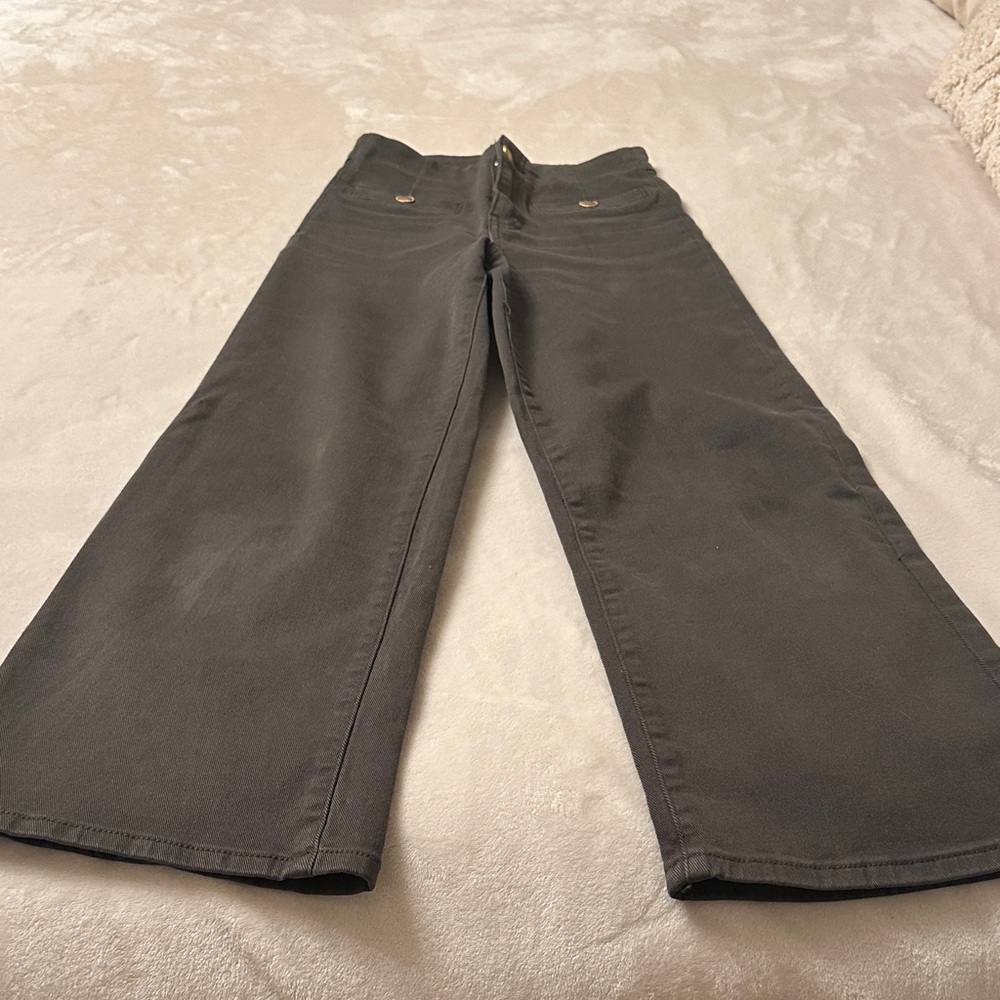 Stylish Black Wide-Leg Pants